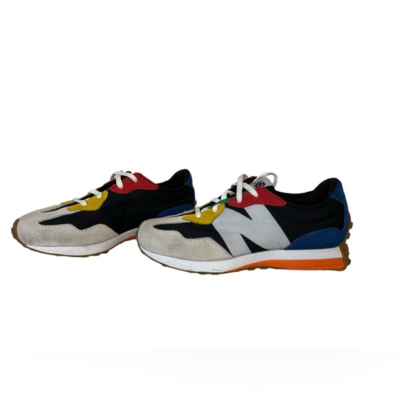 SOLD EUC New Balance 327 “Color Bright” size 4.5 Youth/7.5 Women’s. - Picture 7 of 9